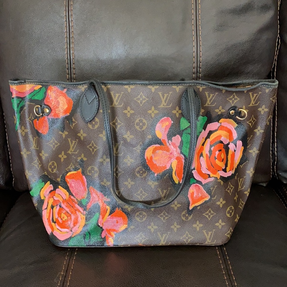 Louis Vuitton Neverfull MM - Picture 14 of 17